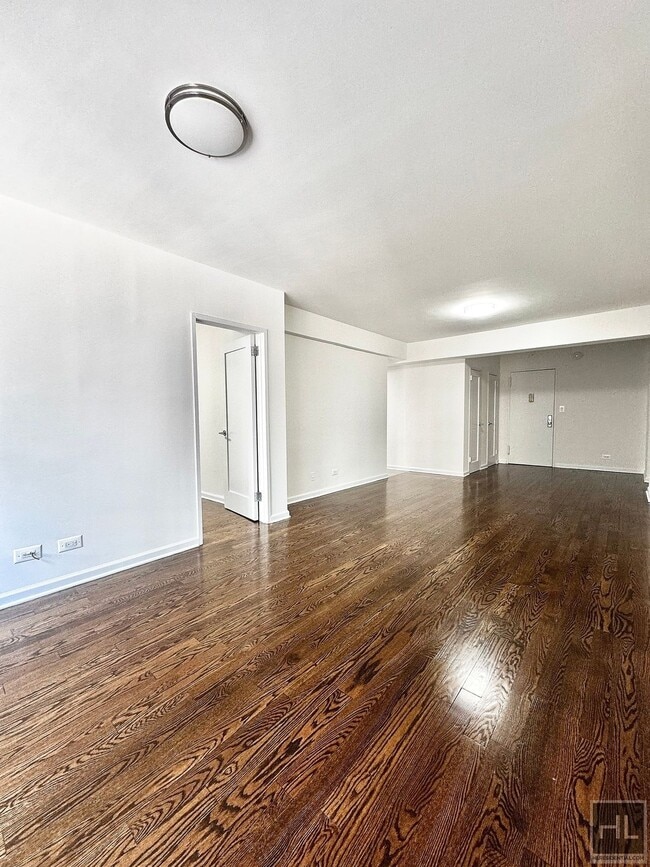 EAST 57 STREET, Unit 2D in New York, NY - Foto de edificio - Building Photo