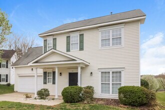 2811 Cougar Hill Ct in Charlotte, NC - Building Photo - Building Photo