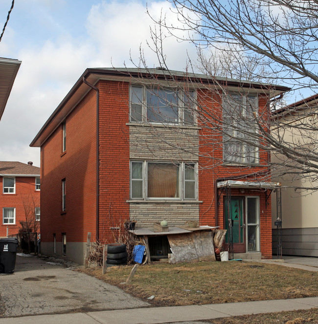 4 Wesley St in Toronto, ON - Building Photo - Primary Photo