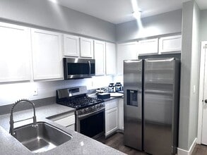 4300 Newton Ave in San Diego, CA - Building Photo - Building Photo