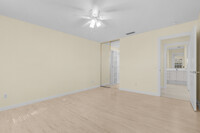 4187 Saint George Ln in Naples, FL - Foto de edificio - Building Photo