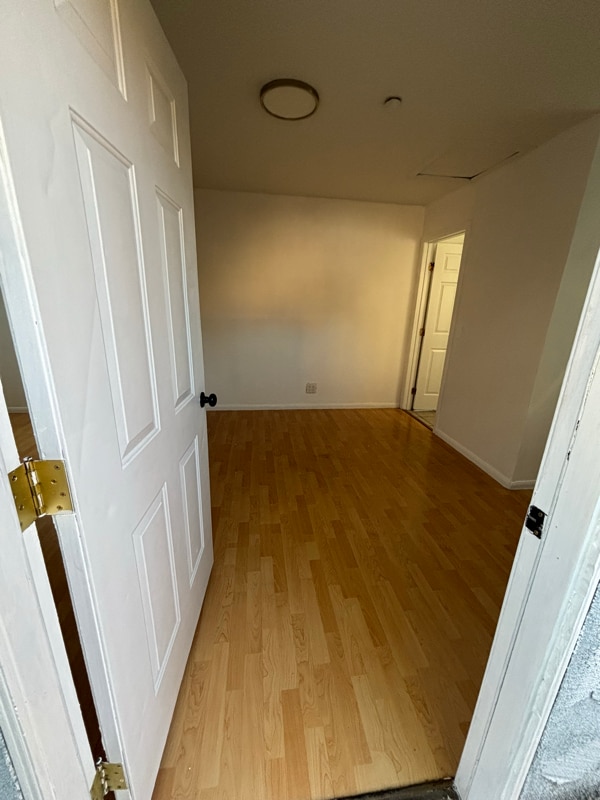 1811 N Lincoln St in Burbank, CA - Building Photo - Building Photo