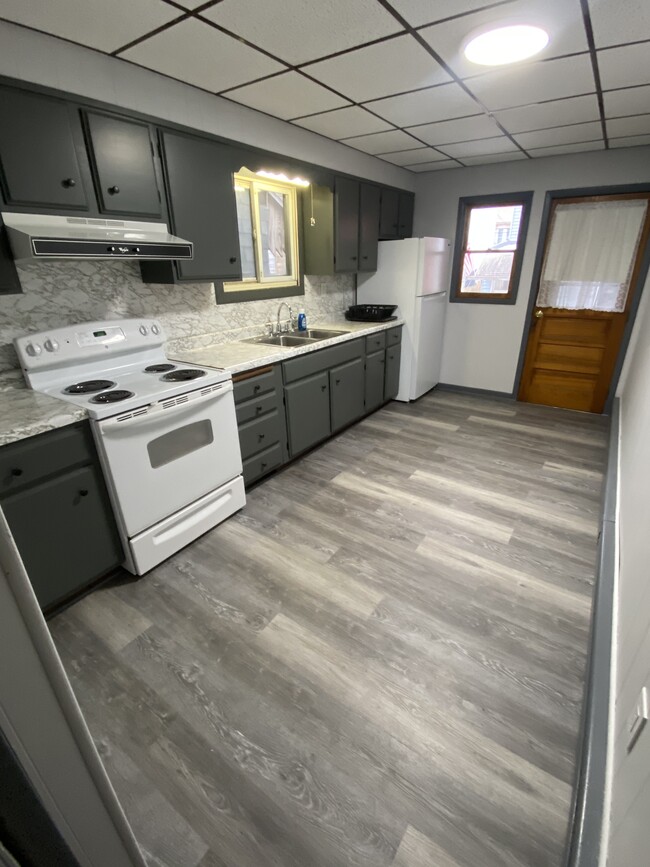 property at 403 W Mahanoy St