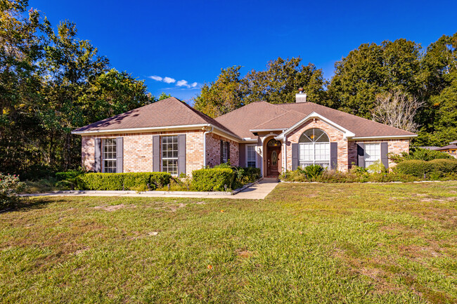 813 Magnolia Bayou Blvd in Ocean Springs, MS - Foto de edificio - Building Photo