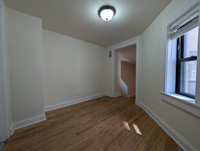 4036 N Ashland Ave, Unit GDN in Chicago, IL - Building Photo - Building Photo