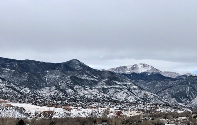 2813 King St in Colorado Springs, CO - Building Photo - Building Photo
