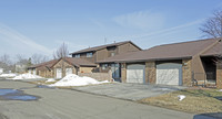 Cumberland Condominiums in Southfield, MI - Foto de edificio - Building Photo