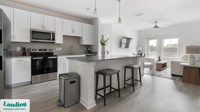 12525 Tibbets Ln, Unit 2104 in Jacksonville, FL - Foto de edificio - Building Photo