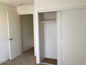 43942 18th Street E in Lancaster, CA - Building Photo - Building Photo