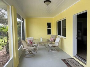 4404 SE Mulford Ln in Stuart, FL - Building Photo - Building Photo