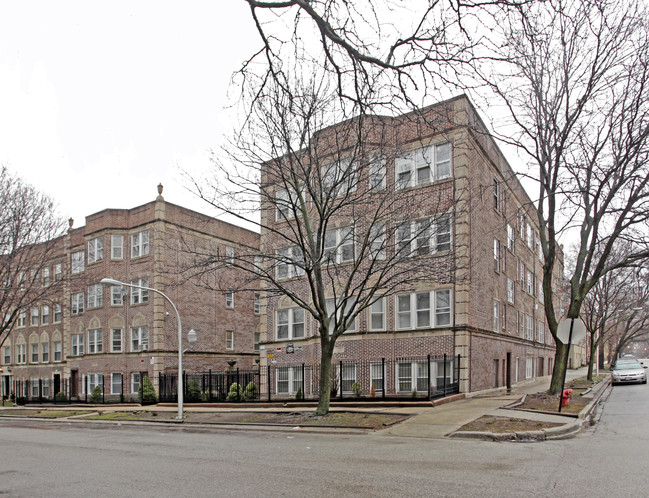 6101-6115 N Hoyne Ave