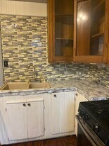 26 Park Pl, Unit 1 in Schenectady, NY - Building Photo