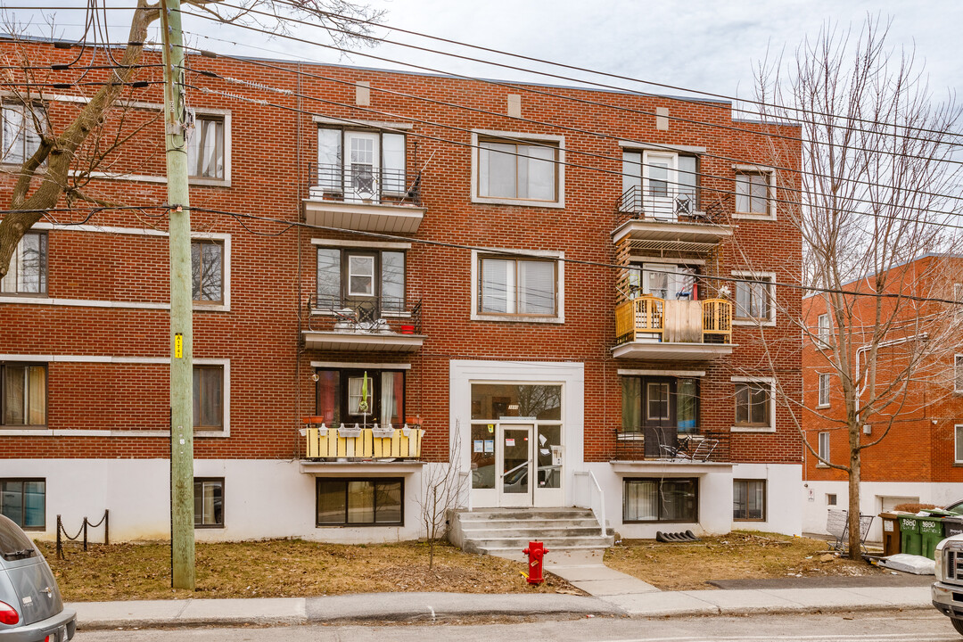 3880 Plamondon Av in Montréal, QC - Building Photo