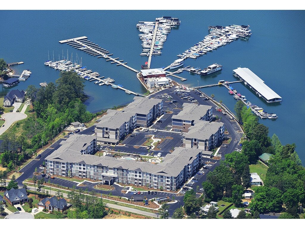 The Residence at Marina Bay Apartments in Irmo, SC