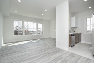 144 Bergen Ave in Jersey City, NJ - Building Photo