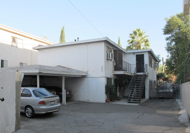 16029 Vanowen St in Van Nuys, CA - Building Photo - Building Photo