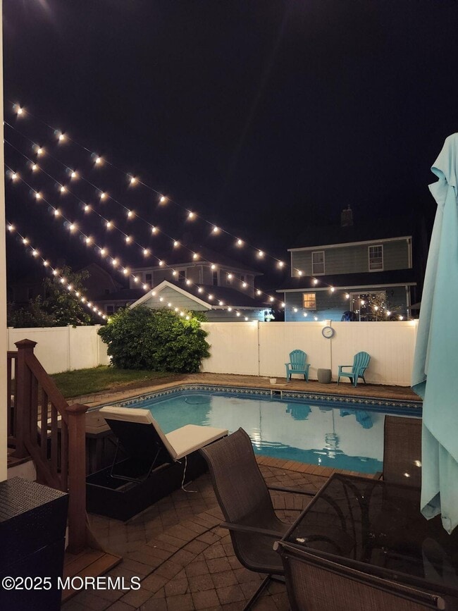 property at 8 Bassett Pl