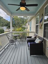 2717 Oaklawn St in Beaufort, SC - Foto de edificio - Building Photo