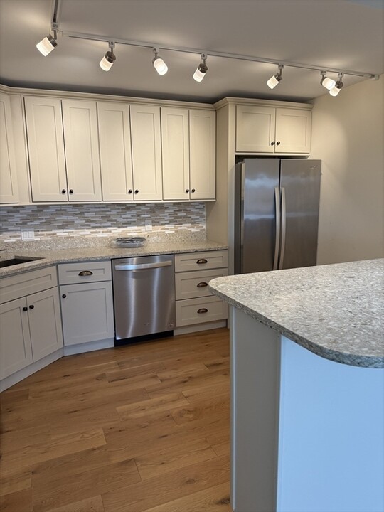 131 Coolidge Ave in Watertown, MA - Building Photo