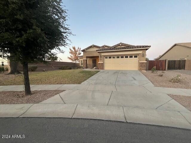 property at 2932 E Ironside Ln