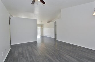 725 E Wakely St in Meridian, ID - Building Photo - Building Photo