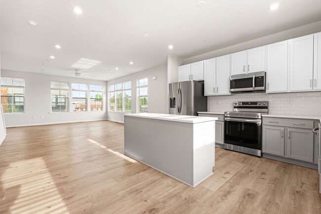 The Westbrook Townhomes at Brewers Row in Richmond, VA - Foto de edificio - Building Photo