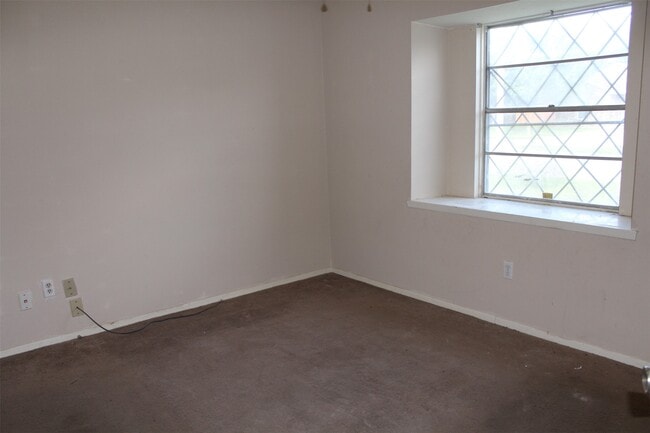 property at 8622 Brock Park Blvd