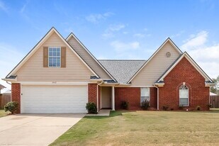 6443 White Hawk Ln in Olive Branch, MS - Building Photo