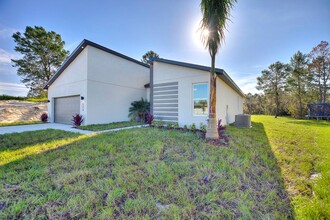 173 Violet Ct in Poinciana, FL - Building Photo - Building Photo