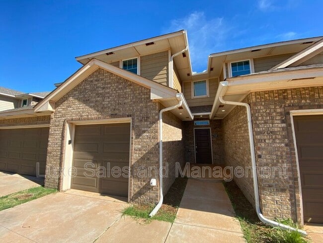 property at 729 SW 14th St