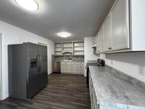5367 Locklin Ave in Milton, FL - Building Photo - Building Photo