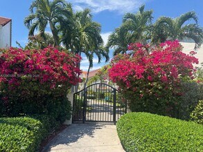 21208 Harbor Way in Aventura, FL - Building Photo - Building Photo