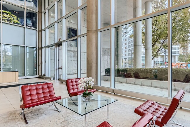 510 W Erie St in Chicago, IL - Building Photo - Building Photo