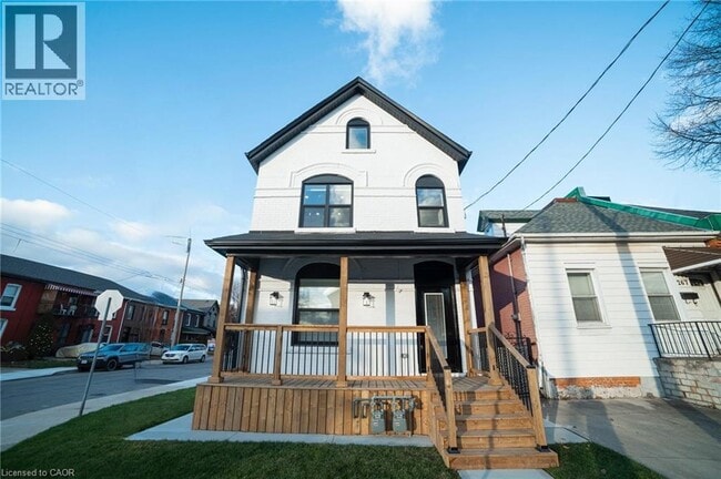 property at 265 Robert St