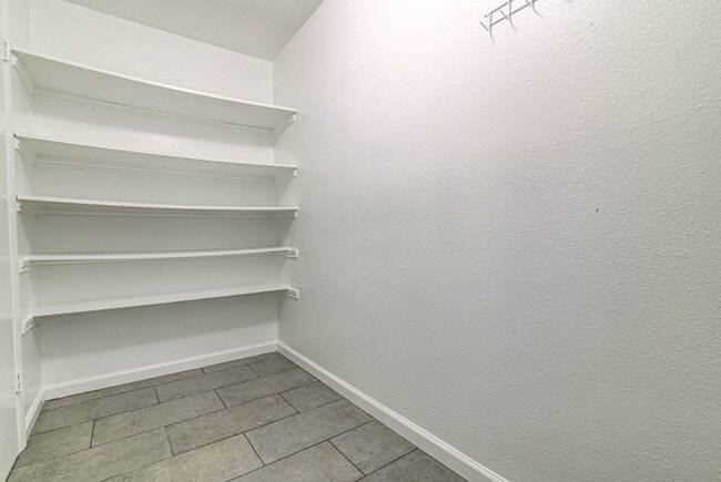 1605 Dale Cove in Round Rock, TX - Foto de edificio - Building Photo