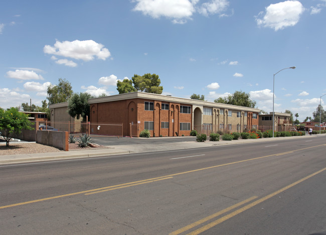 Concorde Condominiums in Mesa, AZ - Building Photo - Building Photo