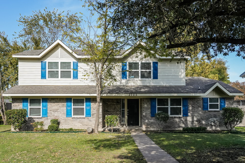 2705 Peppertree Pl in Plano, TX - Foto de edificio