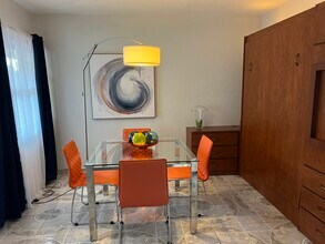 1845 Jefferson St, Unit 9 in Hollywood, FL - Building Photo - Building Photo