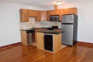 624 North Monroe Street, Unit 3 in Arlington, VA - Building Photo