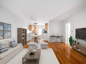 12026 Goshen Ave in Los Angeles, CA - Building Photo