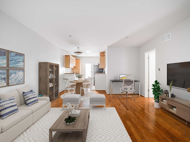 12026 Goshen Ave in Los Angeles, CA - Building Photo