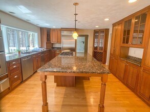 12 Woodchester Dr in Acton, MA - Building Photo - Building Photo