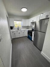 2640 NE 215th St in Miami, FL - Building Photo - Building Photo