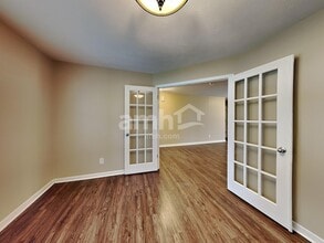 1230 Highland Lake Way in Brownsburg, IN - Building Photo - Building Photo