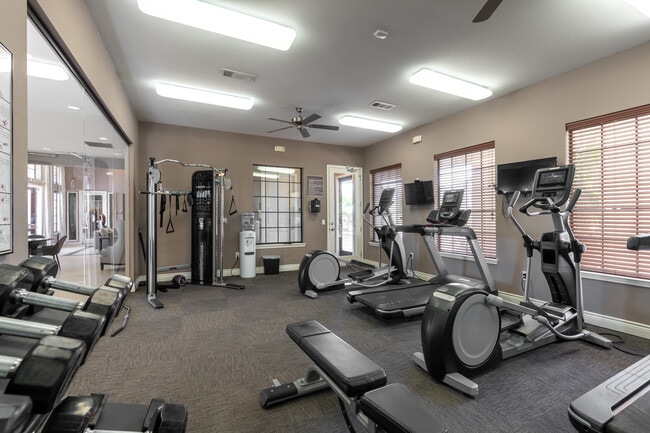 Sorrento Apartments in Hobbs, NM - Building Photo - Building Photo