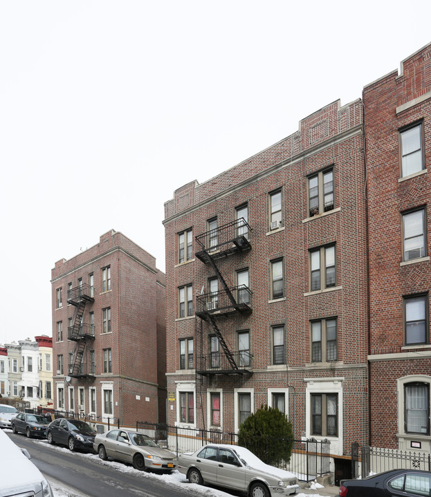 1635 Union St in Brooklyn, NY - Foto de edificio