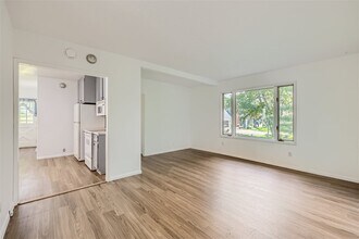 4001 Tonkawood Rd in Minnetonka, MN - Building Photo - Building Photo