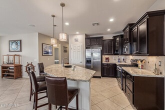 17504 W Redwood Ln in Goodyear, AZ - Building Photo - Building Photo