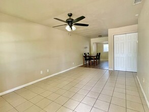 2267 Jeffcott St in Ft. Myers, FL - Building Photo - Building Photo