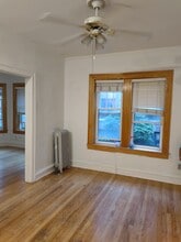 539 W Addison St, Unit 1S in Chicago, IL - Building Photo - Building Photo